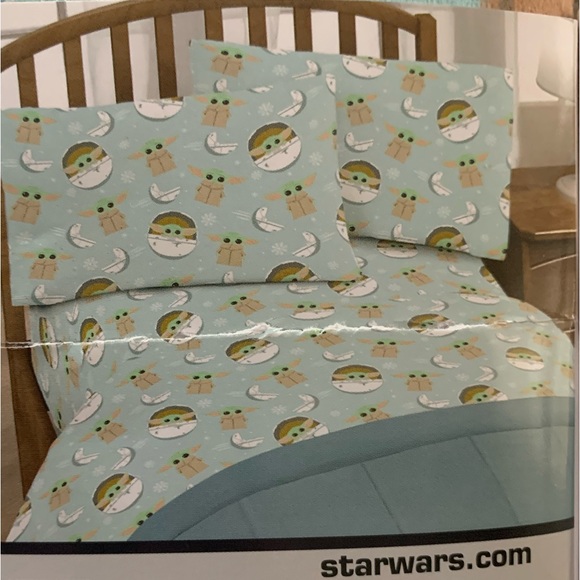 Disney | Bedding | Nwt Star Wars Mandolorian Baby Yoda Grogu 3 Piece ...